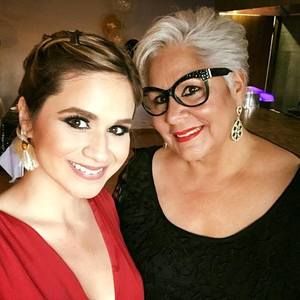 Meet your Posher, Roxanne